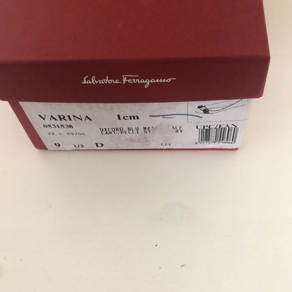 📦 Salvatore Ferragamo shoe box - Picture 3 of 3